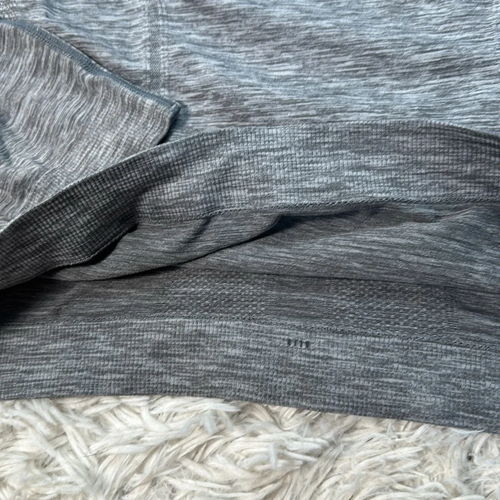 Lululemon Swiftly Relaxed Long Sleeve Slate / White
